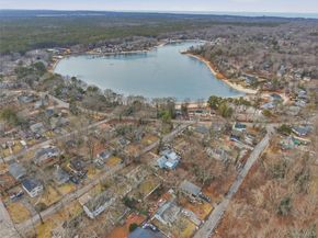 15 Corchaug Trail, Ridge NY 11961