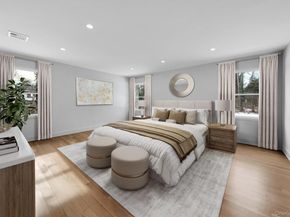 4 Northwood Court, Woodbury NY 11797