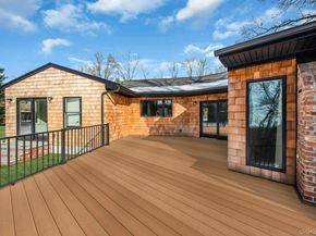 4 Northwood Court, Woodbury NY 11797