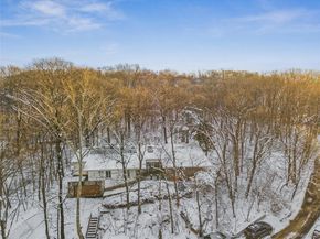 383 254th Street, Bronx NY 10471