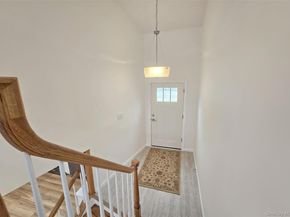 21 Possum Lane, East Setauket NY 11733