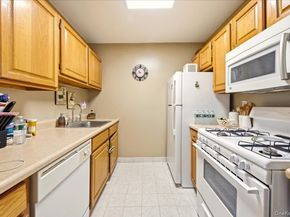 9 Country Place, Mohegan Lake NY 10547