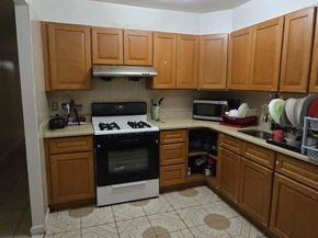 9440 121st Street, Richmond Hill S. NY 11419