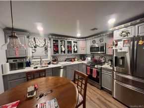 17 Grove Street, Sayville NY 11782