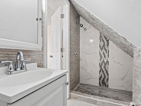 19168 115th Road, Saint Albans NY 11412