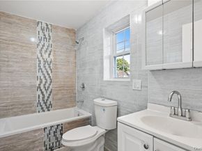 19168 115th Road, Saint Albans NY 11412