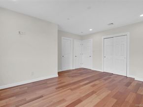 1010 California Place S, Island Park NY 11558