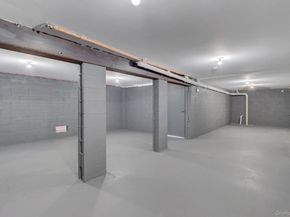1010 California Place S, Island Park NY 11558