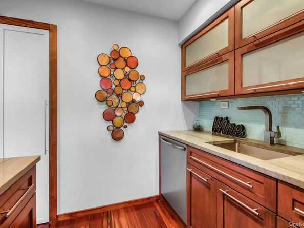 457 Village Drive 457, Hauppauge NY 11788