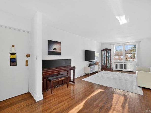 109 N Broadway K2, White Plains NY 10603