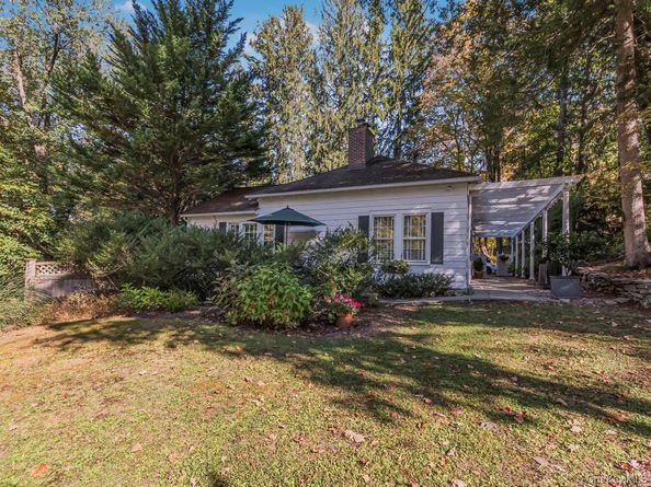 105 Douglas Road, Chappaqua NY 10514