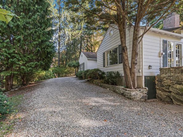 105 Douglas Road, Chappaqua NY 10514