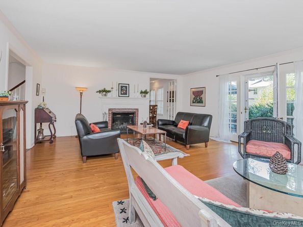 105 Douglas Road, Chappaqua NY 10514