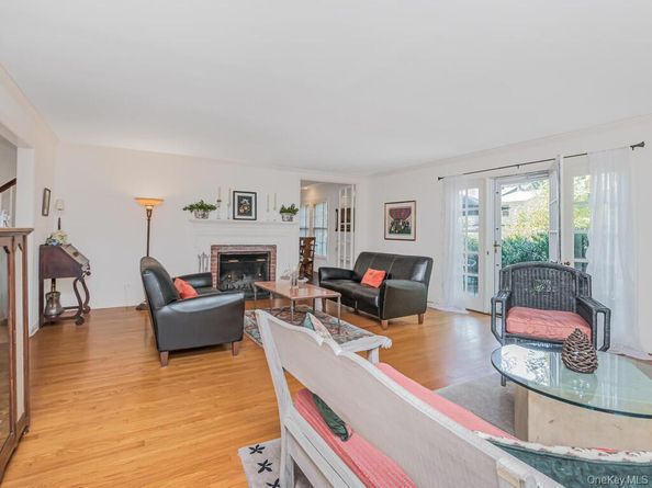 105 Douglas Road, Chappaqua NY 10514