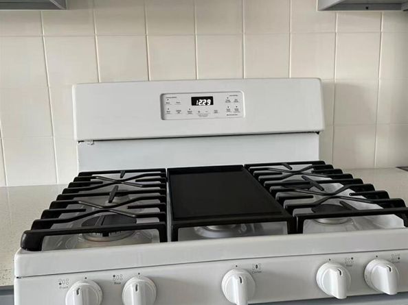 14943 35th Avenue 3I, Flushing NY 11354