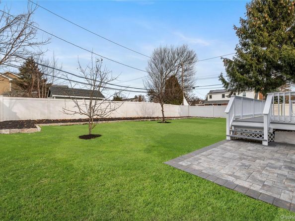 19 Hicks Avenue, Syosset NY 11791