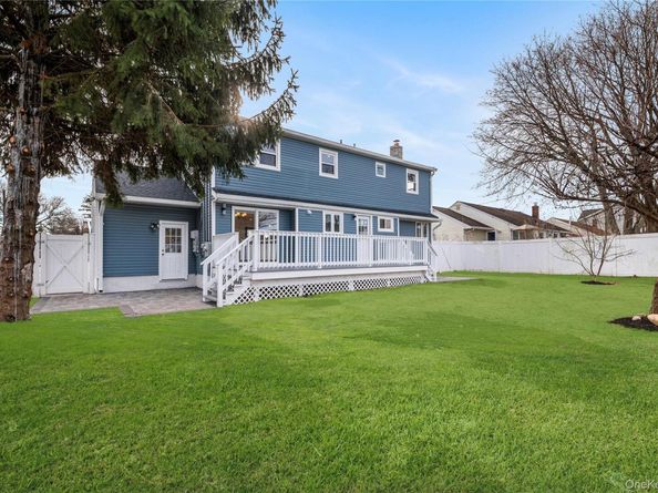 19 Hicks Avenue, Syosset NY 11791