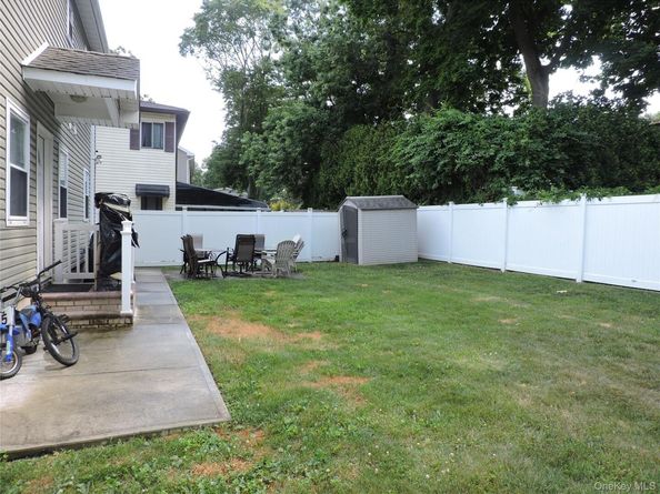 9 Bainbridge Street, Roosevelt NY 11575