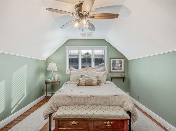 3 Walnut Place, North Massapequa NY 11758