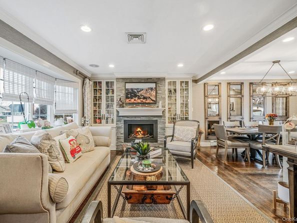 3 Walnut Place, North Massapequa NY 11758