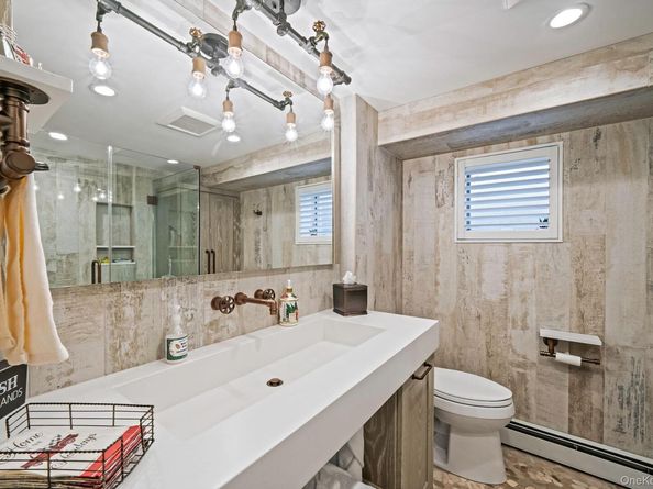 3 Walnut Place, North Massapequa NY 11758