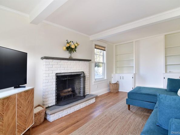 8 Washington Place, Tarrytown NY 10591