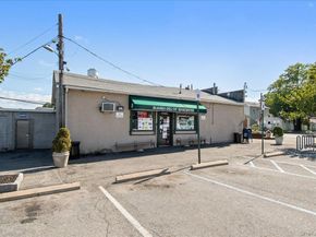 13B Edgewater Park 13B, Bronx NY 10465