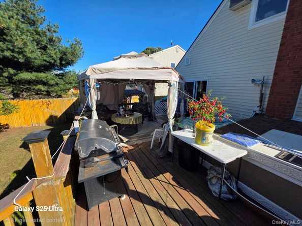 119 Rugby Drive E, Shirley NY 11967