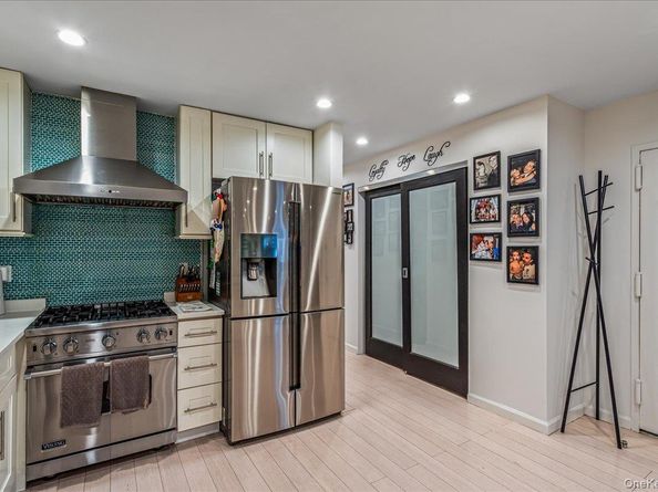 208-06 Robert Road 2, Bayside NY 11360