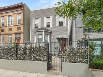 15 Bleecker Street