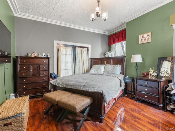15 Bleecker Street, Brooklyn NY 11221