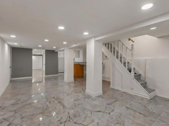 15 Bleecker Street, Brooklyn NY 11221