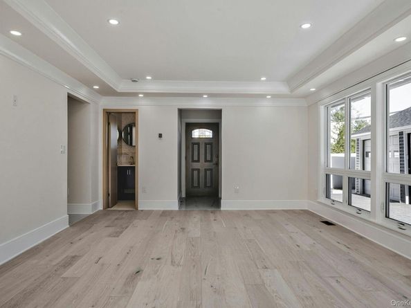 60 Long Drive, Hempstead NY 11550