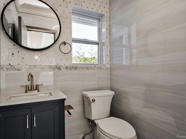 60 Long Drive, Hempstead NY 11550