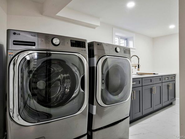 60 Long Drive, Hempstead NY 11550