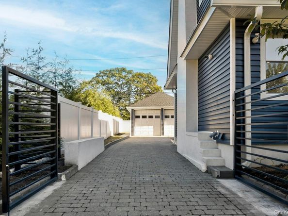 60 Long Drive, Hempstead NY 11550