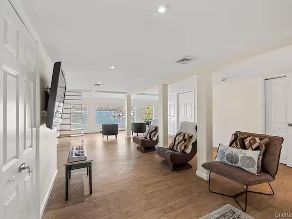 31 Wayne Avenue, Verplanck NY 10596