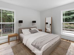 18 Norfolk Drive, Springs NY 11937
