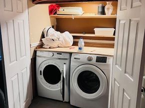 114 Camdike St, Valley Stream NY 11580