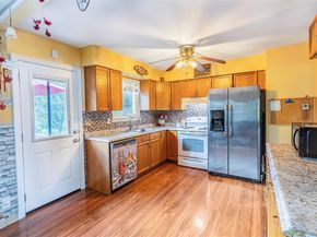 6 William Street, Bay Shore NY 11706