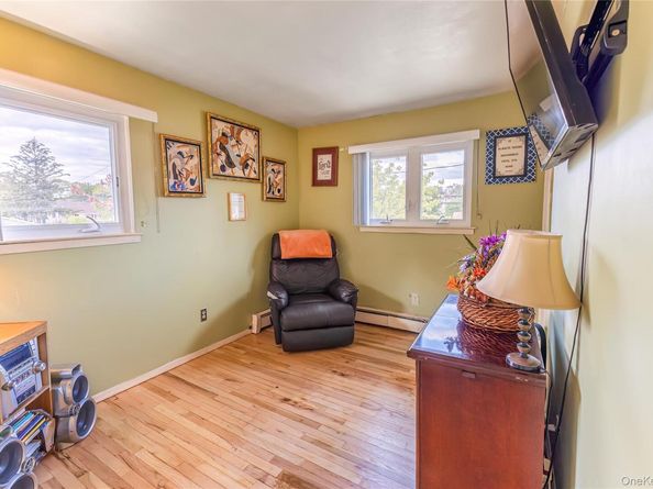 6 William Street, Bay Shore NY 11706