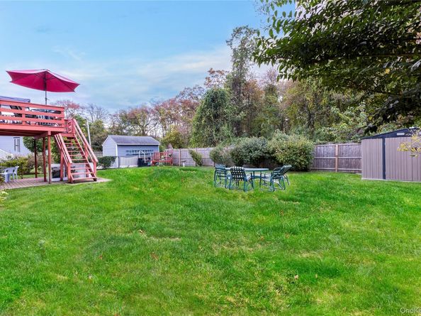 6 William Street, Bay Shore NY 11706