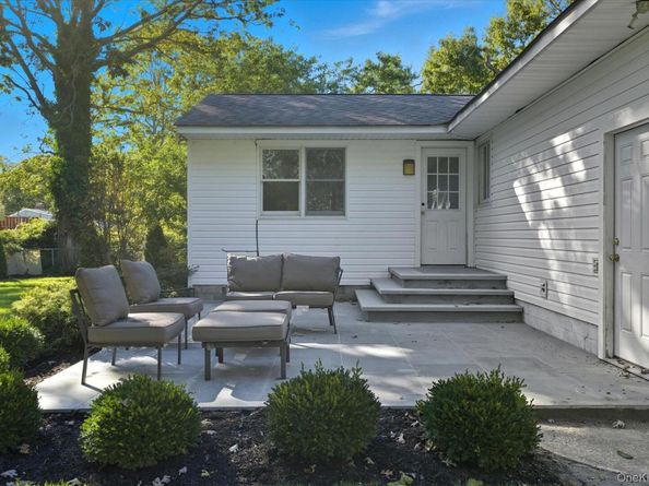 7 Harvard Drive, Hampton Bays NY 11946