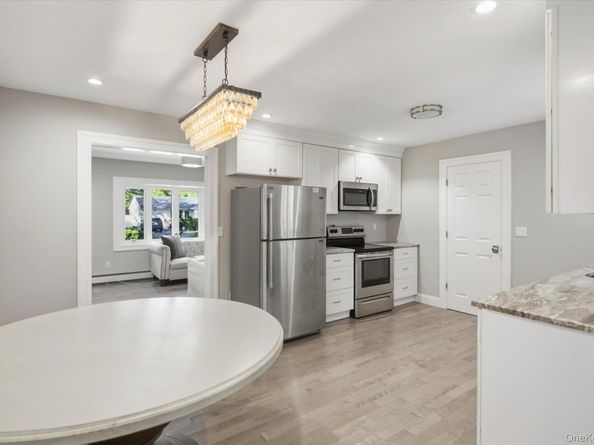 7 Harvard Drive, Hampton Bays NY 11946