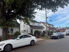 32 Dawes Avenue, Roosevelt NY 11575