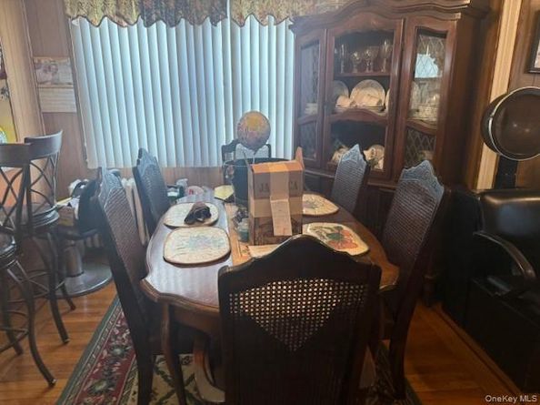 32 Dawes Avenue, Roosevelt NY 11575