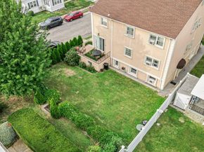 20 Ashford Place, Yonkers NY 10701