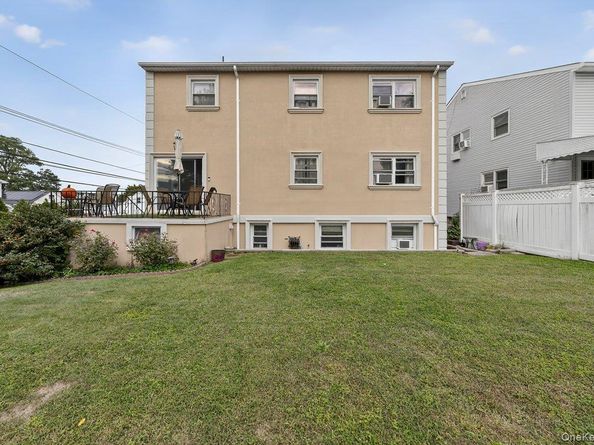 20 Ashford Place, Yonkers NY 10701