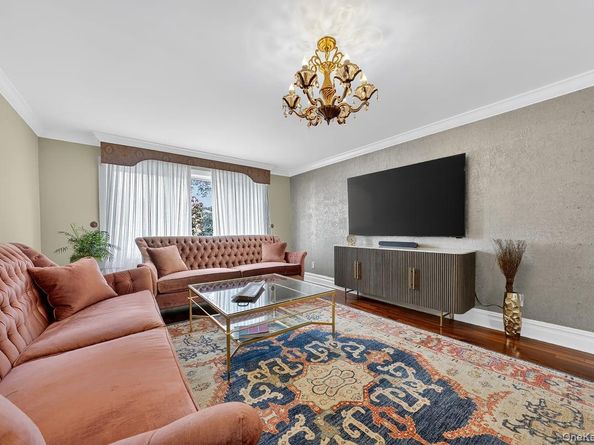 20 Ashford Place, Yonkers NY 10701