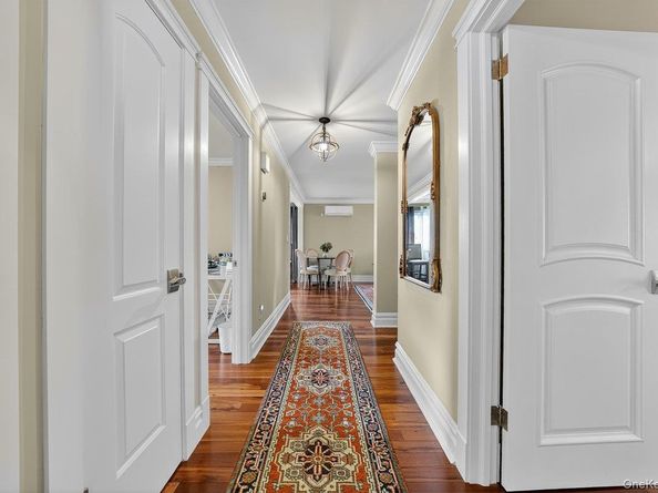 20 Ashford Place, Yonkers NY 10701